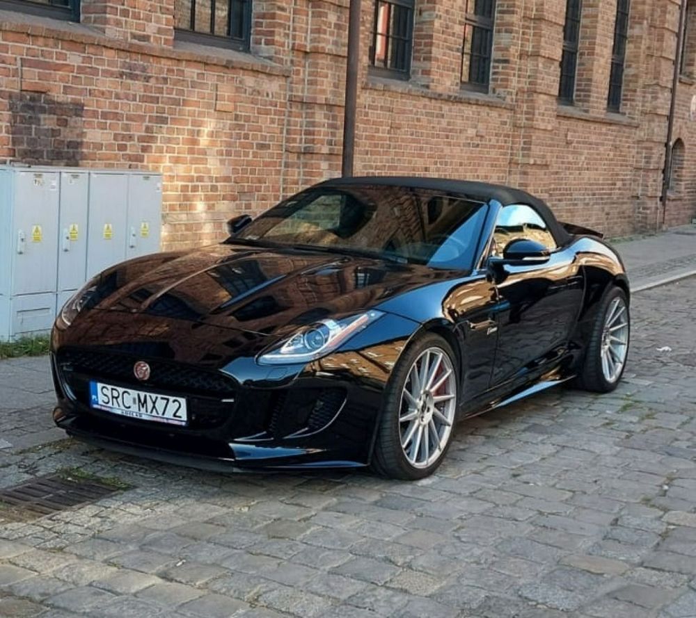 Jaguar F-Type 2016