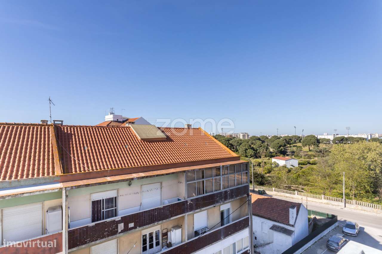 Apartamento T3, com Garagem, 114m2, no Seixal - 322.500,00€-27