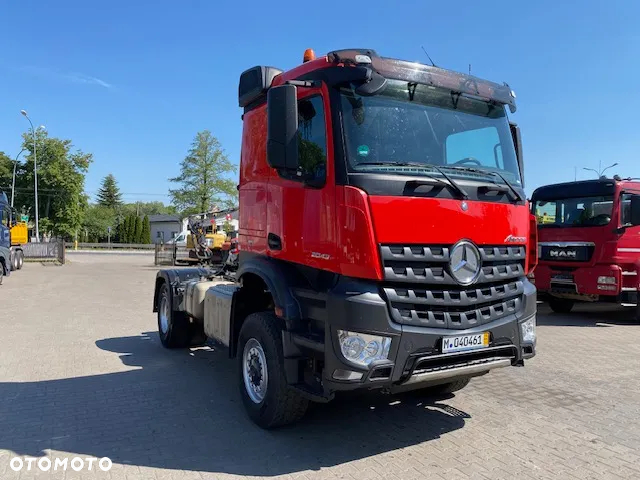 Mercedes-Benz AROCS 2043 4X4 ciągniK + naczepa wywrotka Schmitz - 9