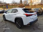 Lexus UX 250h (E-FOUR) F SPORT - 8