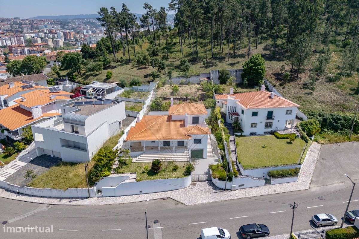 Moradia T6 para venda - Grande imagem: 2/49