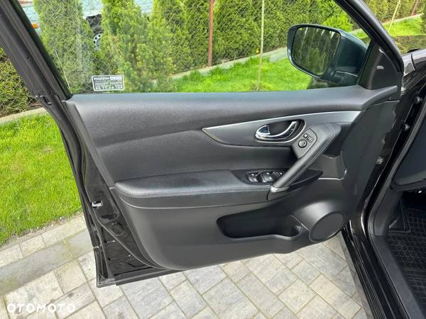 Nissan Qashqai 1.7 dCi Tekna - 9