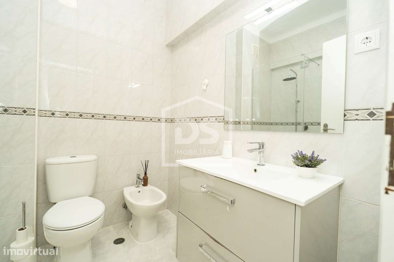 Apartamento T2 Venda em Almada, Cova da Piedade, Pragal e Cacilhas,Alm-16
