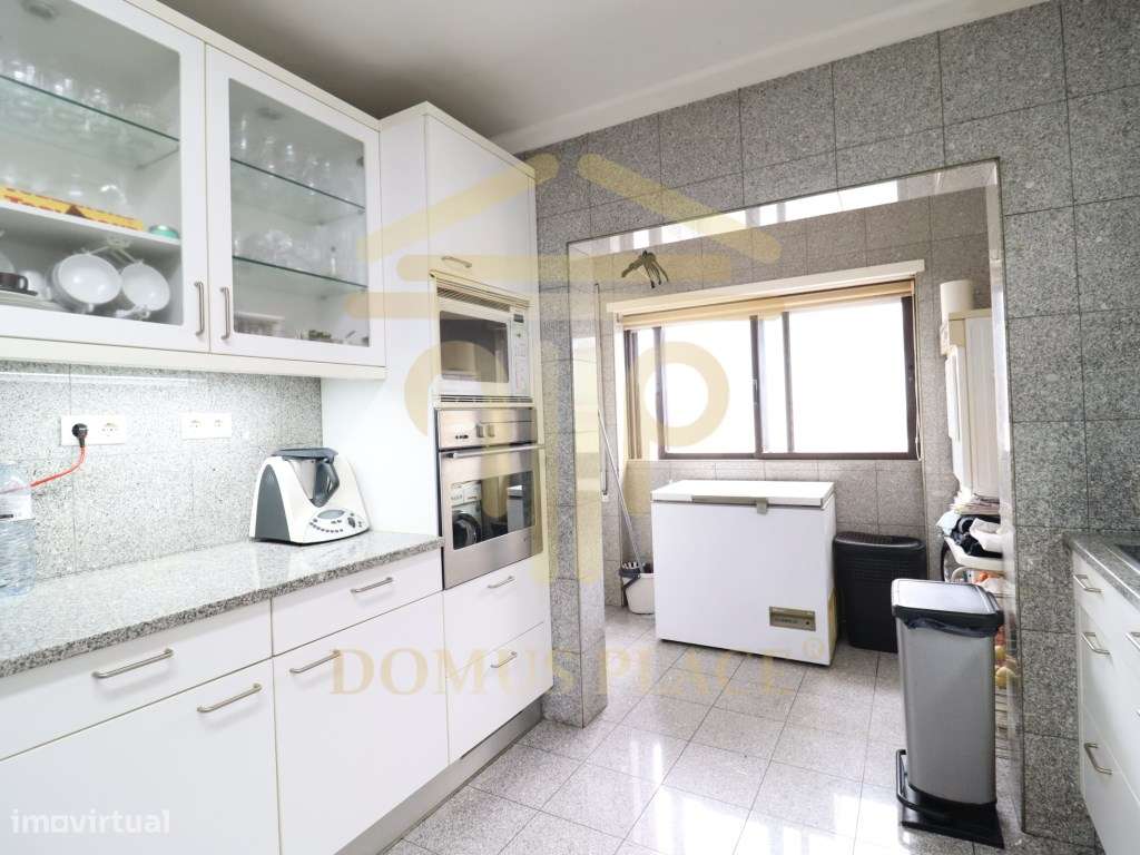 APARTAMENTO T4 A 2 MIN DA PRAIA | MATOSINHOS-16