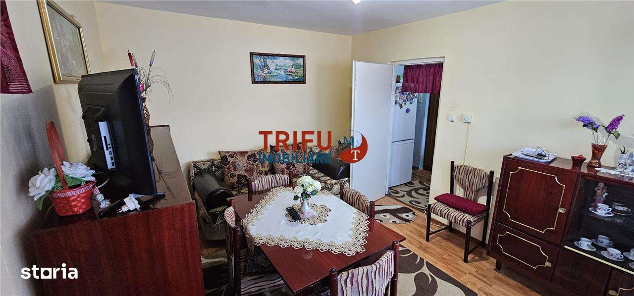 Apartament 3 camere etaj intermediar zona Bulevardul Transilvaniei-2