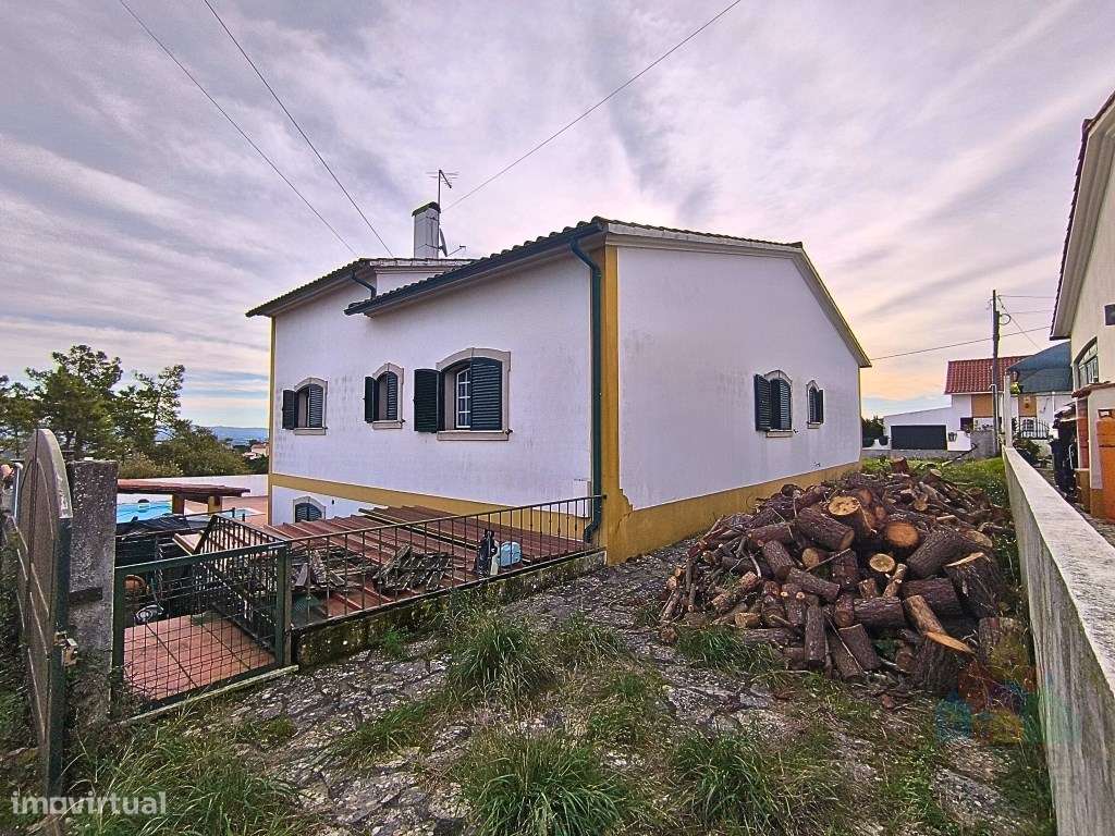 Moradia Independente com piscina a 5 minutos centro de Tomar-18