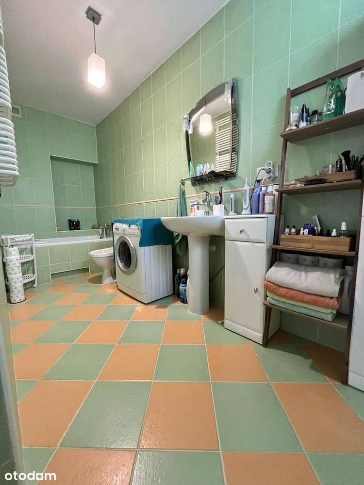 Dom w spokojnej części miasta-11