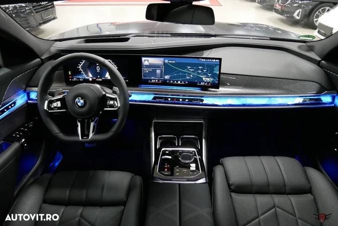 BMW Seria 7 740d xDrive MHEV - 10