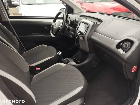 Toyota Aygo 1.0 VVT-i Color Edition - 15