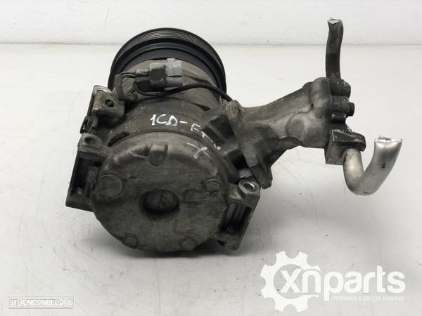 Compressor de ar condicionado Usado TOYOTA COROLLA 2.0 D-4D | 01.02 - 12.06 REF.... - 5