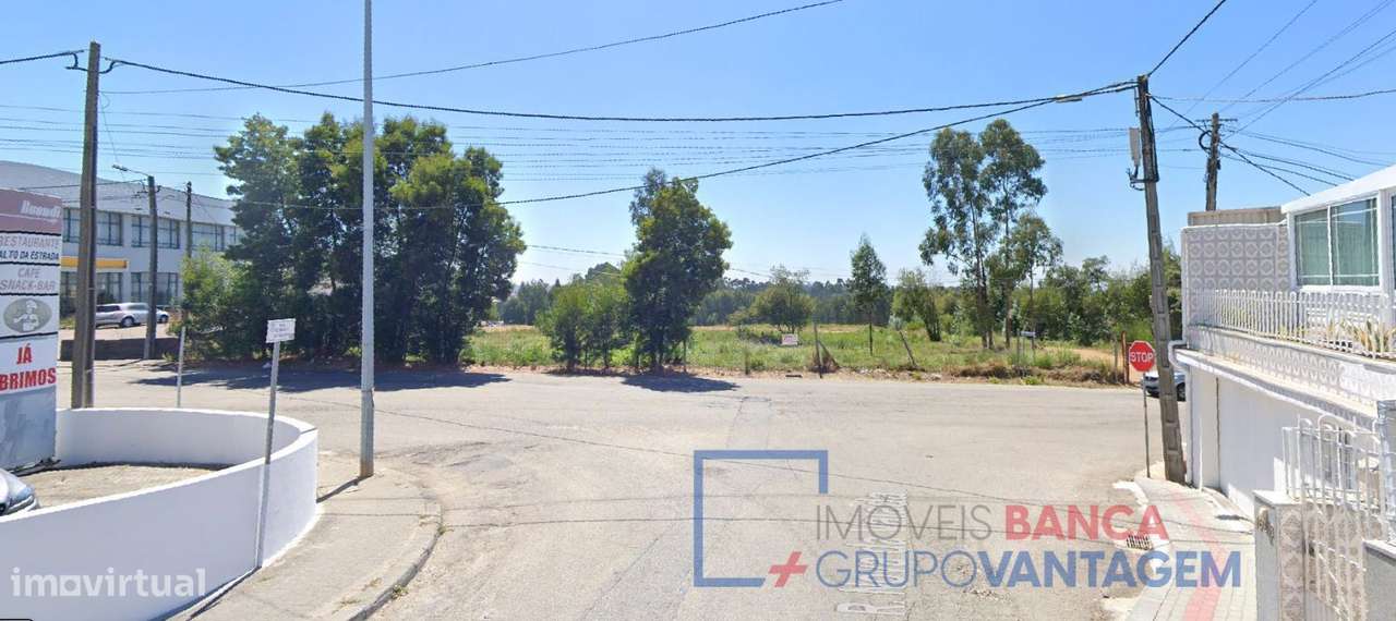 Conjunto 2 Terrenos Urbanos - Rio Meão / Stª Maria da Feira - Grande imagem: 2/7