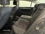 Volkswagen Passat 1.5 TSI ACT DSG Comfortline - 11