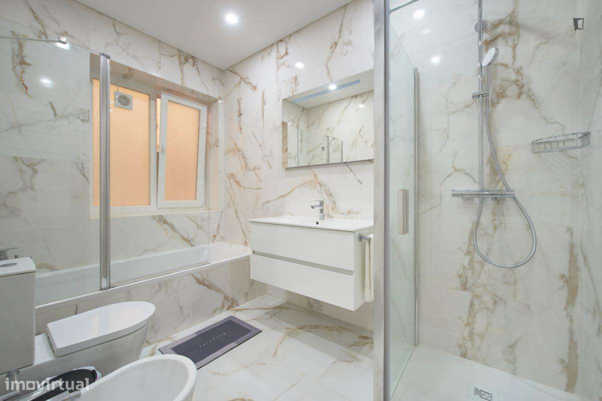 Cama - localizado em Saldanha Lisbon - Grande imagem: 3/58