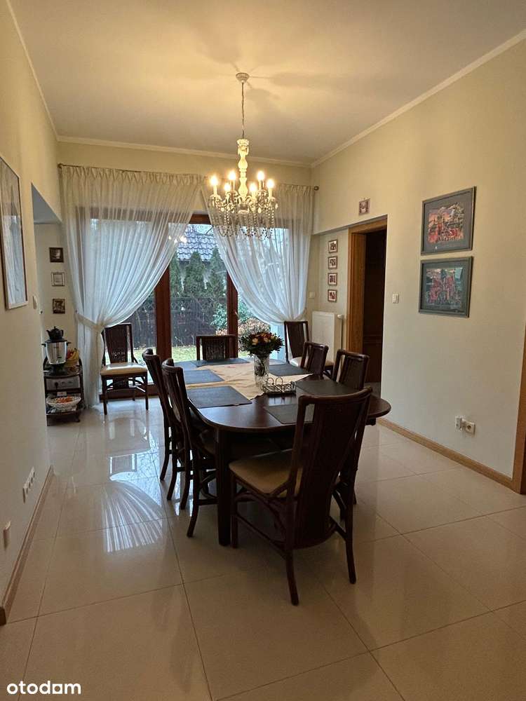 Strzeszyn Willa 400m2, nowoczesna i klasyczna.-9