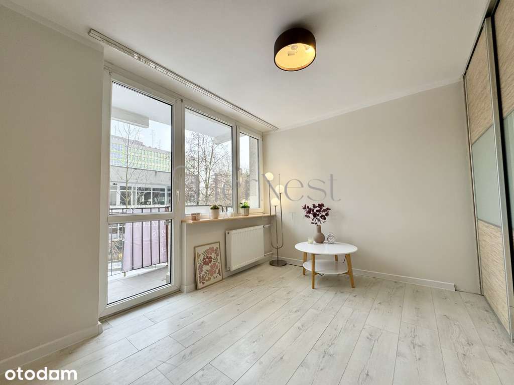 Nowa, niższa cena! Urocza kawalerka | Balkon-0