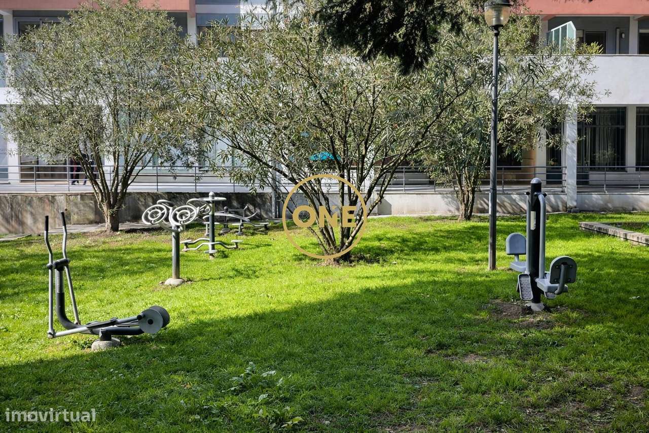 Apartamento T3 com terraço no centro de Braga - Grande imagem: 2/4