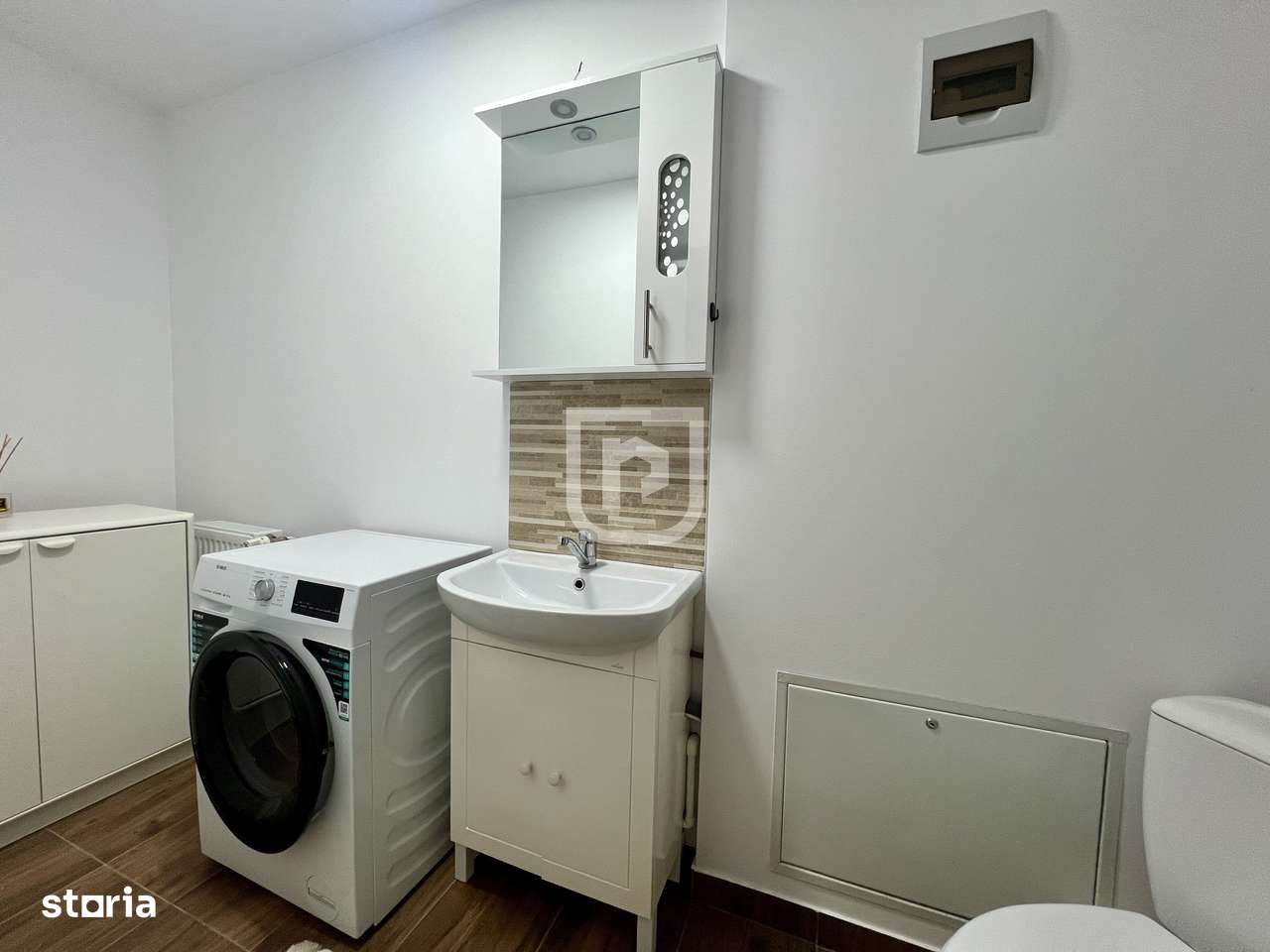 Casa lux de vanzare in Bucsoaia | Gura Humorului-5