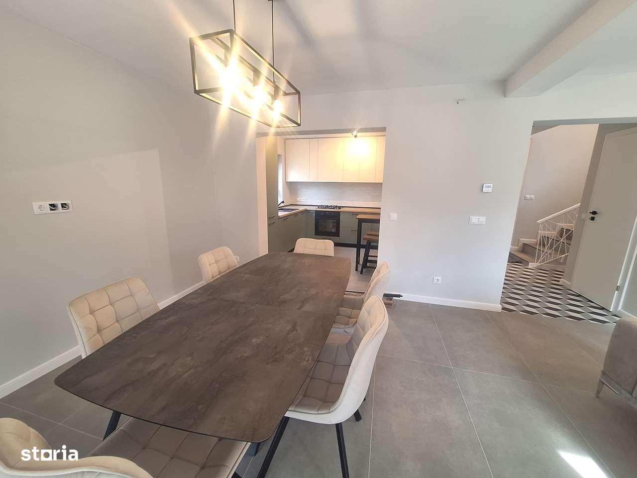 De vanzare casa single 5 camere 2 bai in Cisnadie-2