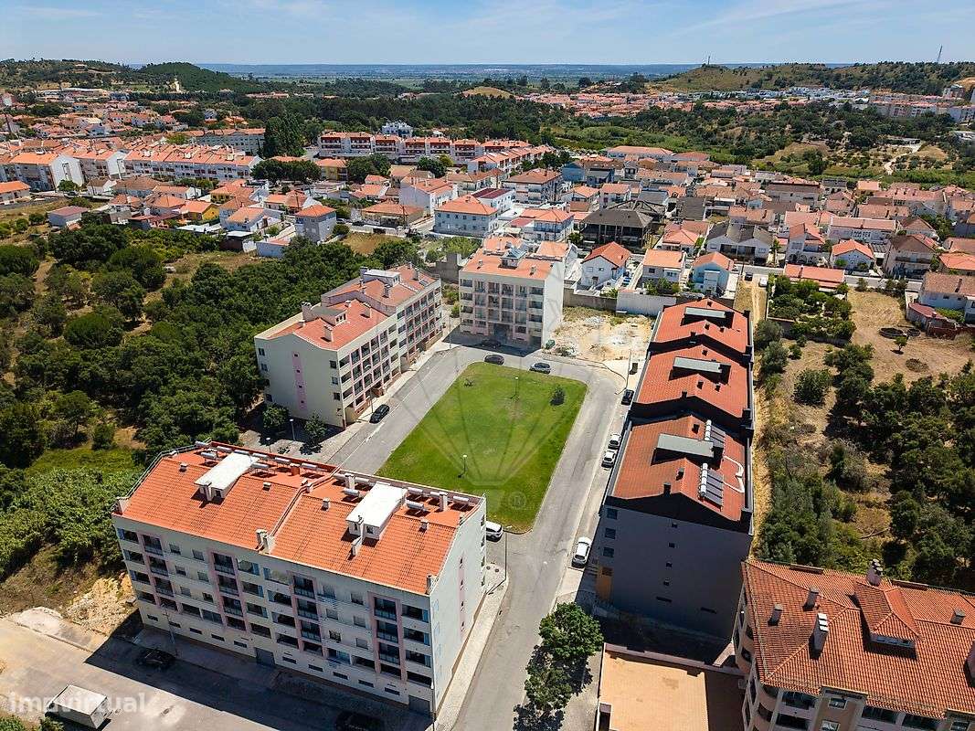 Property in Rua Capitão Salgueiro Maia - Alto de Bexiga, União de Freguesias da cidade de Santarém, Santarém