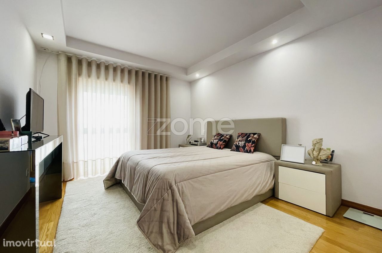 Apartamento T4 - Centro de Vila Nova de Famalicão