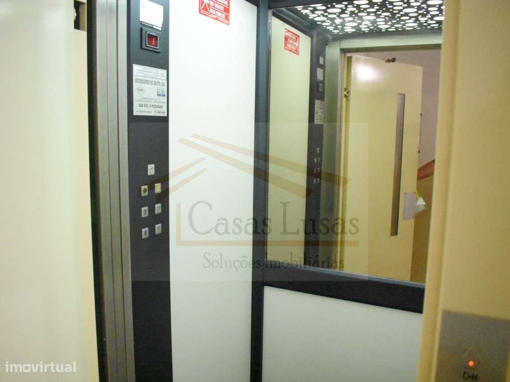 Apartamento T3 no Centro do Cadaval-18