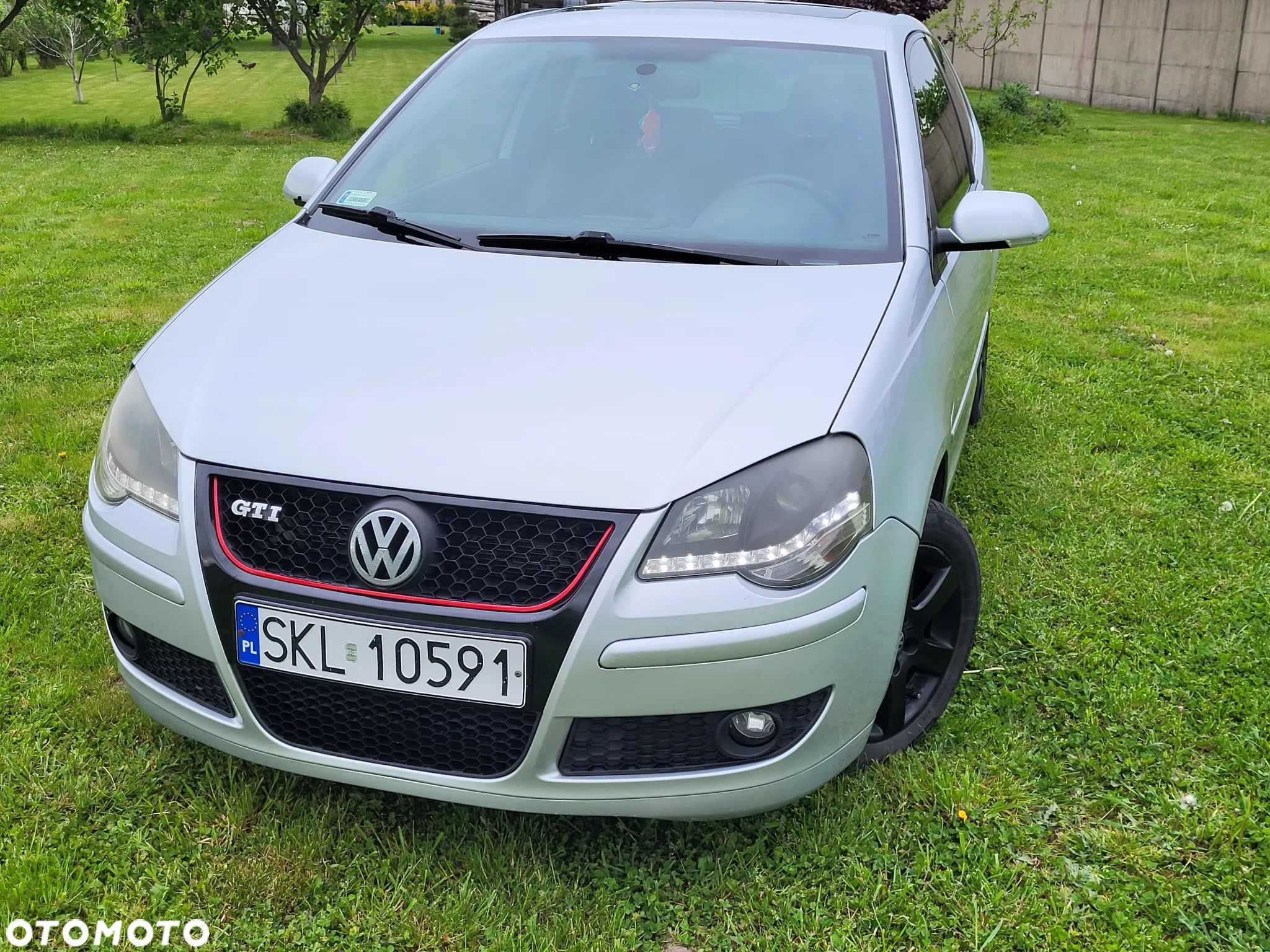 Volkswagen Polo - 1