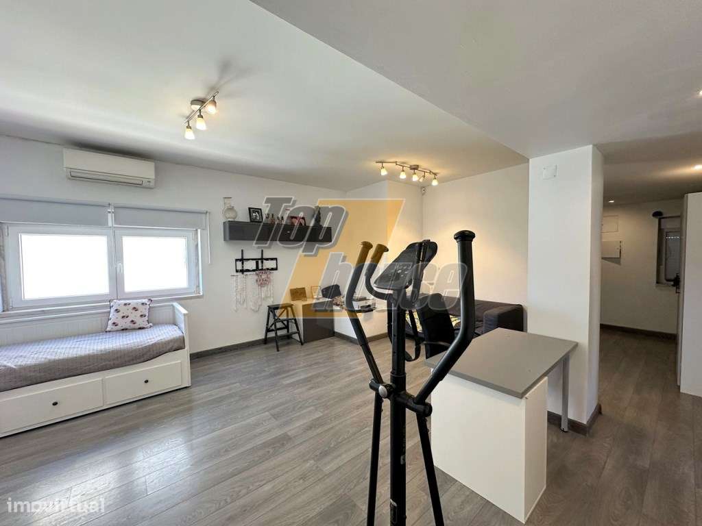 Moradia Isolada T4+1 - Vista de Mar - Charneca de Caparica-16