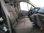 Renault Trafic Bus - 11