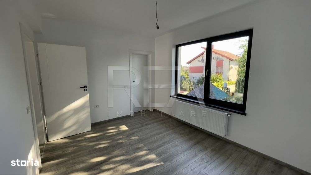 Vila Tip Duplex 3 Camere+ Curte Prelungirea Ghencea - Imagine principală: 4/10