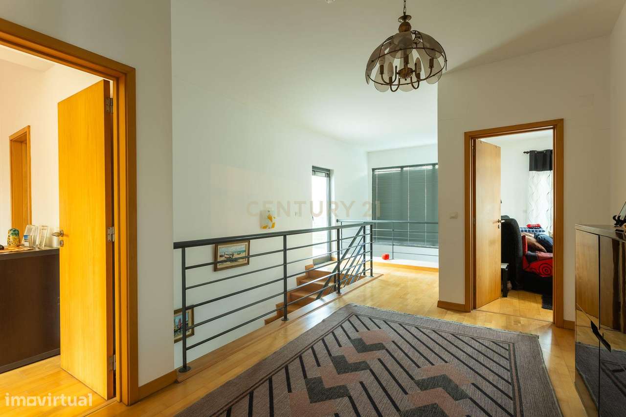 Moradia com Piscina e Jardim - Quinta do Anjo/Palmela-32