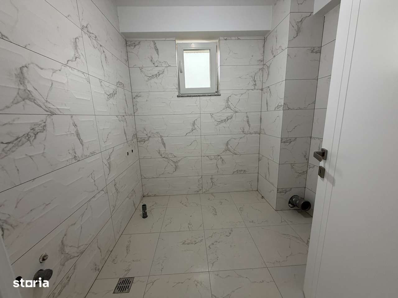 Apartament 2 cam Mioveni, NOU 2024, mobilat, TVA inclus, et.1/6, lift - Imagine principală: 5/10