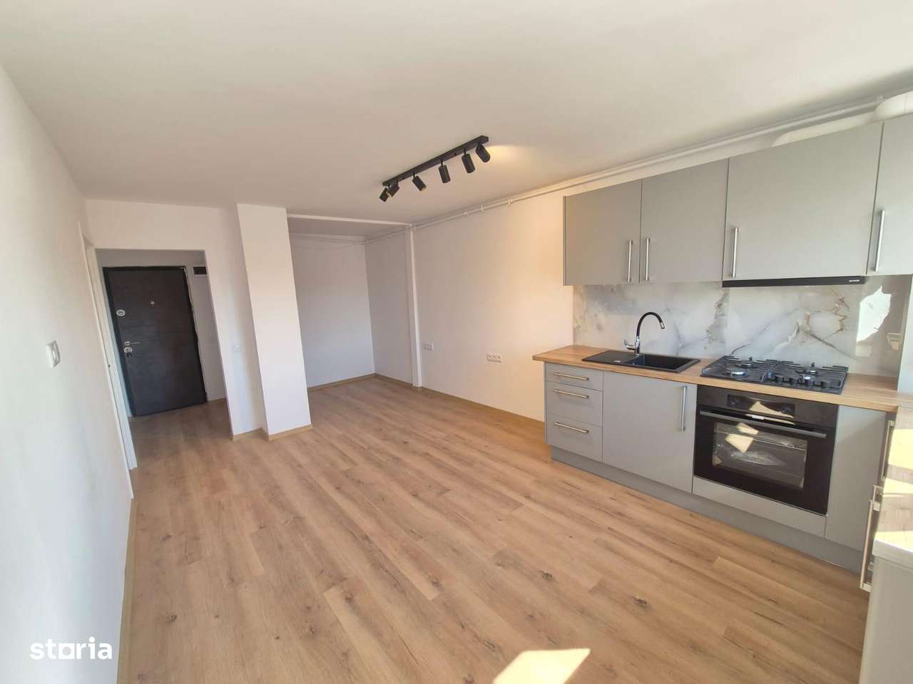 Apartament 2 camere, renovat si finisat modern, zona Muzeul Apei - Imagine principală: 1/18