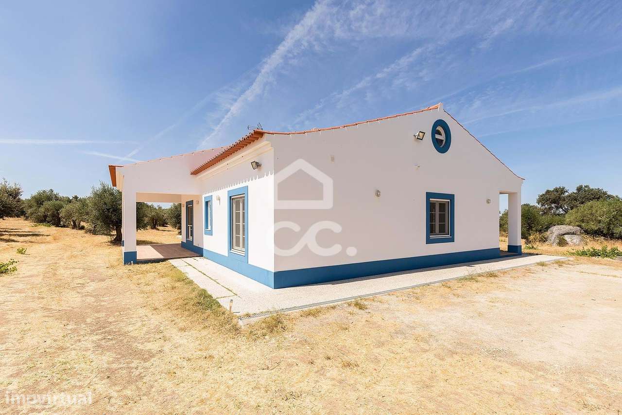 Quinta de 1,29 ha c/ Moradia T4 e Piscina | Reguengos de Monsaraz, Évo-30