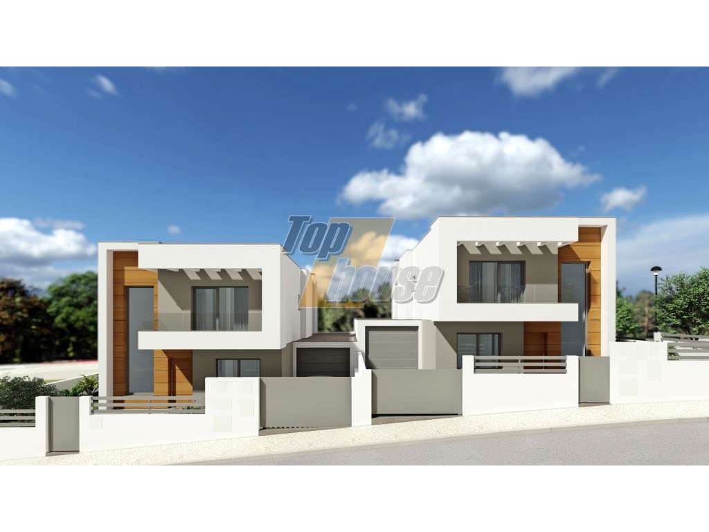 Moradia isolada V4 com piscina -Charneca de Caparica-2