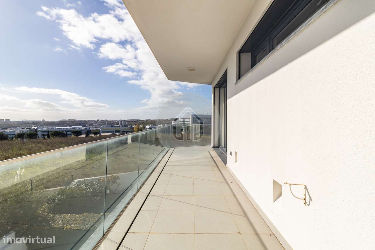 Moradia V5+1 | Piscina, vista mar e jardim | Porto Salvo, Oeiras-27