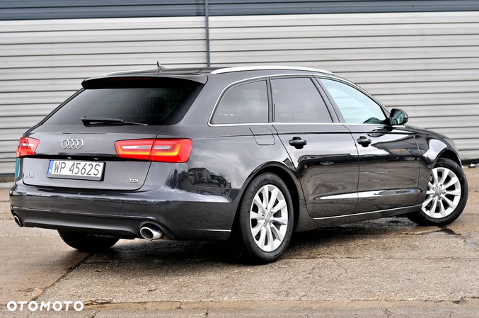 Audi A6 - 4