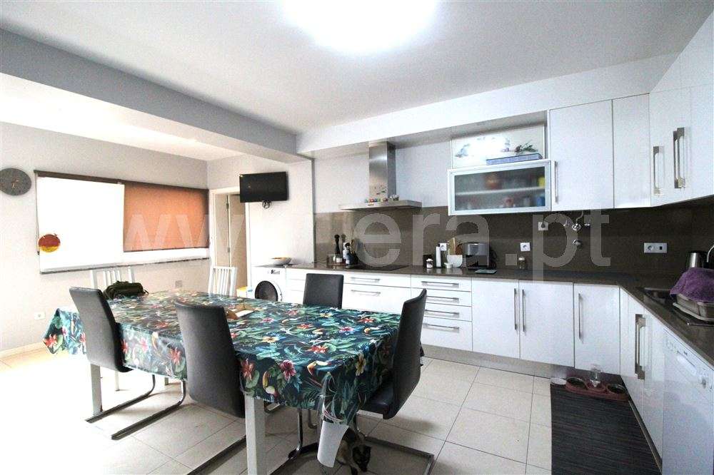 Moradia Geminada 3 quartos, Venda-2