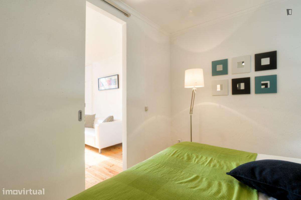 Apartamento com 2 quartos - localizado em Sé Lisbon - Grande imagem: 3/10