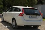 Volvo V60 D3 Drive-E Kinetic - 4