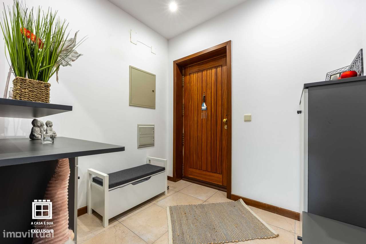 Moradia T3 com Suite e Garagem para 3 Viaturas em Rio Meão - Exclusivo-23