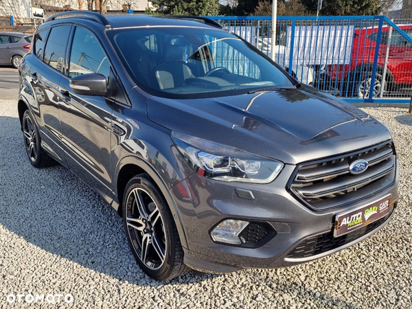 Ford Kuga - 37