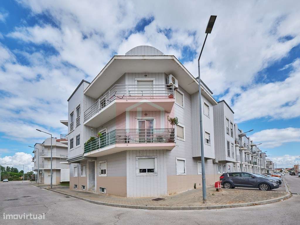 Apartamento duplex T2+3 em São Francisco.-33