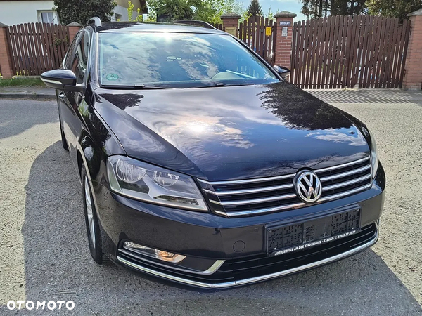 Volkswagen Passat 2.0 TDI Comfortline DSG - 10