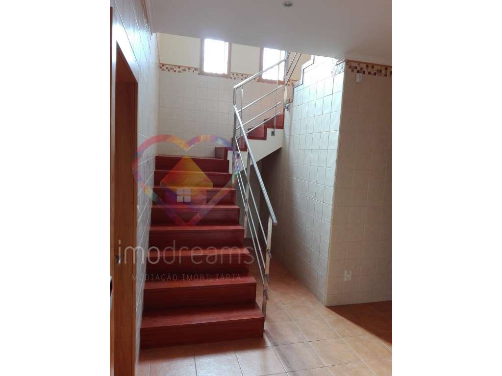 MORADIA T3 EM PINHEIRO DA BEMPOSTA - OLIVEIRA DE AZEMEIS -AVEIRO-10