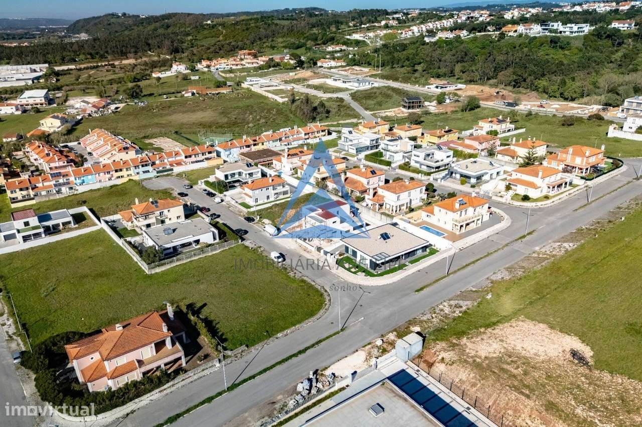 MORADIA T5 - PISCINA - CALDAS DA RAINHA-17