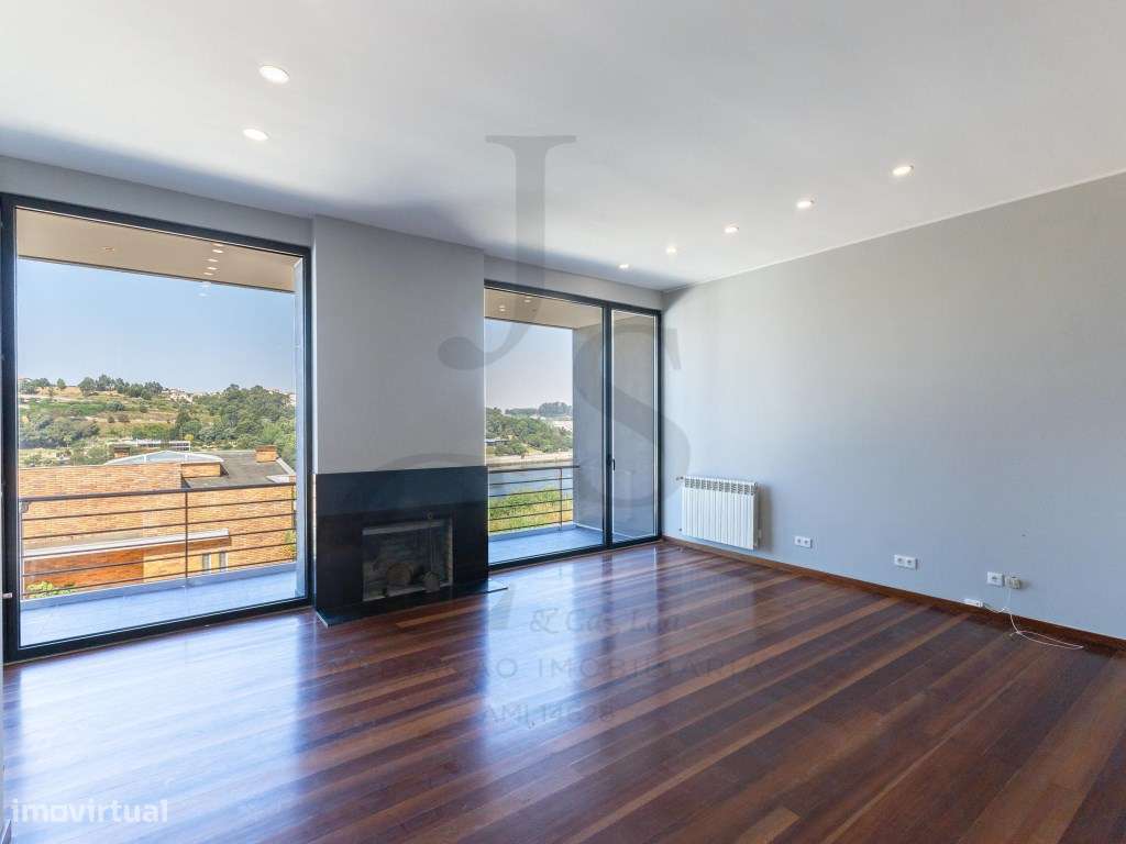 Moradia T4+T2 R/C Independente Gondomar - Possibilidade Permuta-25