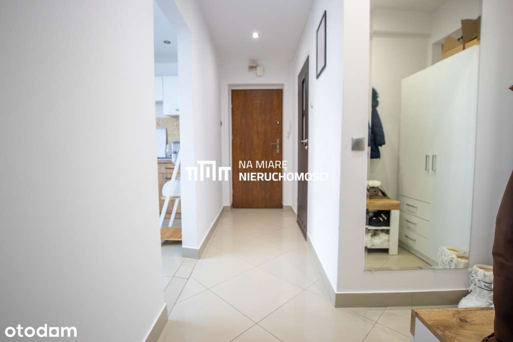 Kawalerka lub 2 pokoje, Oddzielna Kuchnia, Parking-4