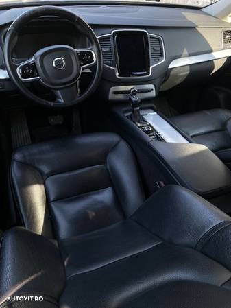 Volvo XC 90 D5 AWD Geartronic Inscription - 9