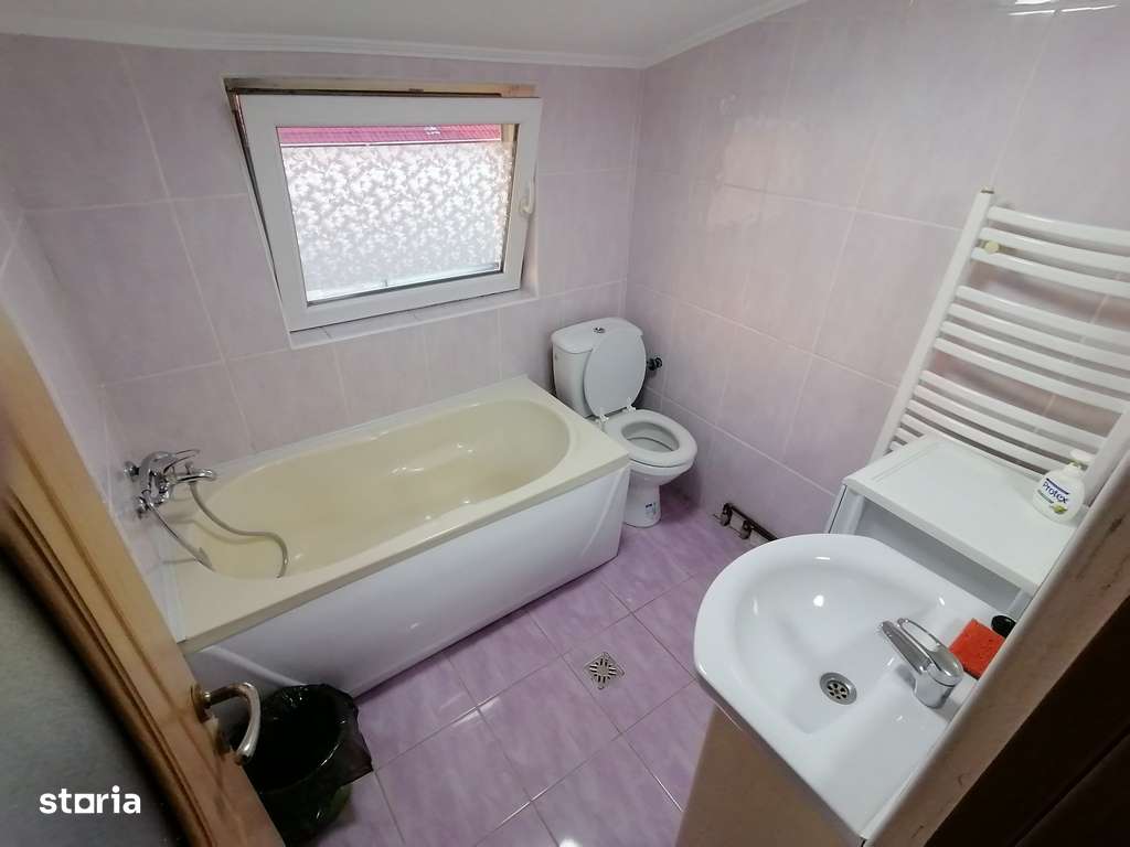 Apartament 3 camere mansarda - Rm. Valcea - Cartier Ostroveni-14