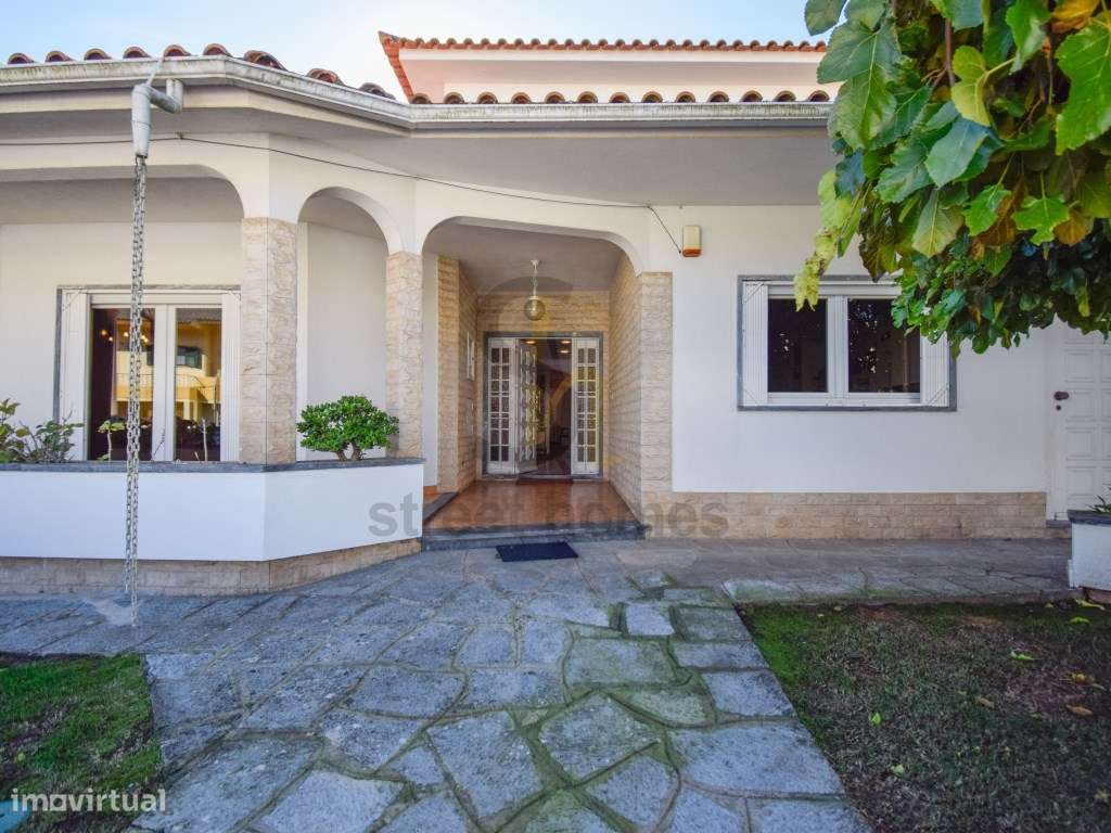 Moradia T6 com piscina na Quinta da Bicuda Cascais-34